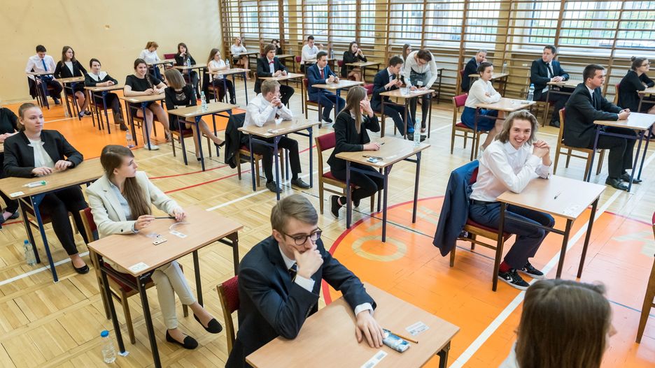 Matura 2020 i egzamin ósmoklasisty 2020 przełożone na inny termin