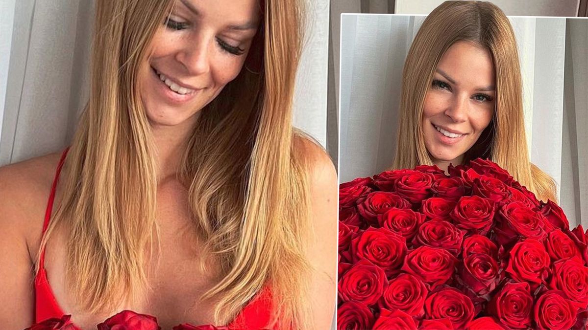 Małgorzata Tomaszewska zasłonięta jedynie bukietem czerwonych róż dzieli się swoim szczęściem. W komentarzach lawina gratulacji