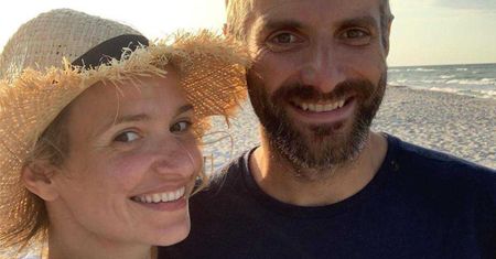 Joanna Koroniewska uraczyła swoich fanów zmysłową sesją w bikini! Maciej Dowbor może być z niej dumny! Na plaży w Juracie nie było piękniejszej!
