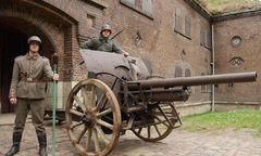 Stuletnia armata wróciła do Polski. To jedyny taki eksponat w kraju