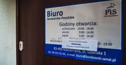 Biura posłów PiS zaatakowane w sylwestra. Kolejny atak wandali