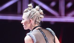 "The Voice of Poland": Kurdej-Szatan w dziwacznej fryzurze i sukience, która nie nadawała się na wielki finał