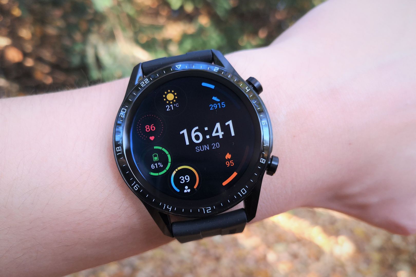 Huawei Watch GT 2: elegancki smartwatch dla sportowców. Taki zegarek mnie przekonuje