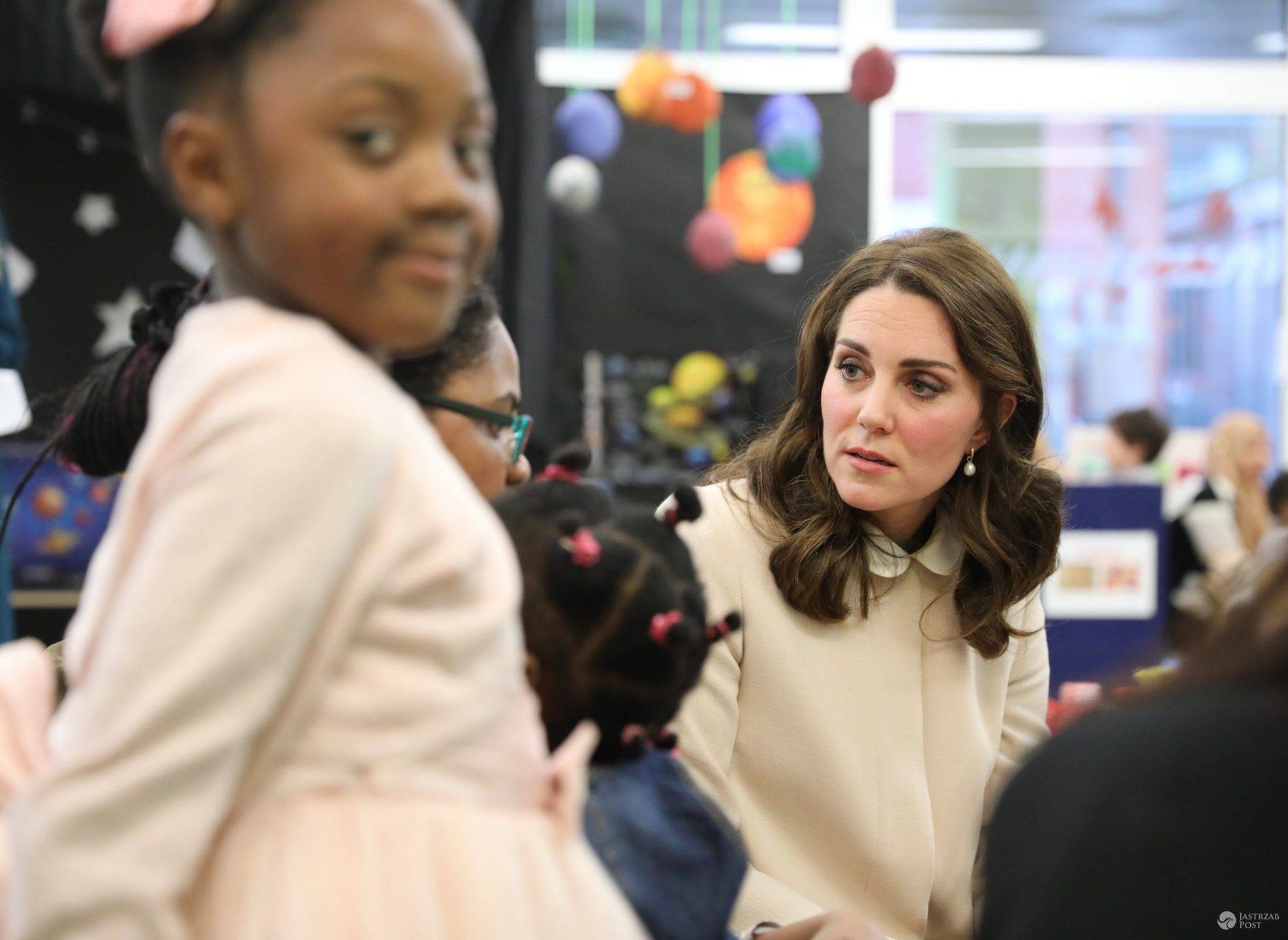 Księżna Kate na spotkaniu z dziećmi w  Hornsey Road Children's Centre