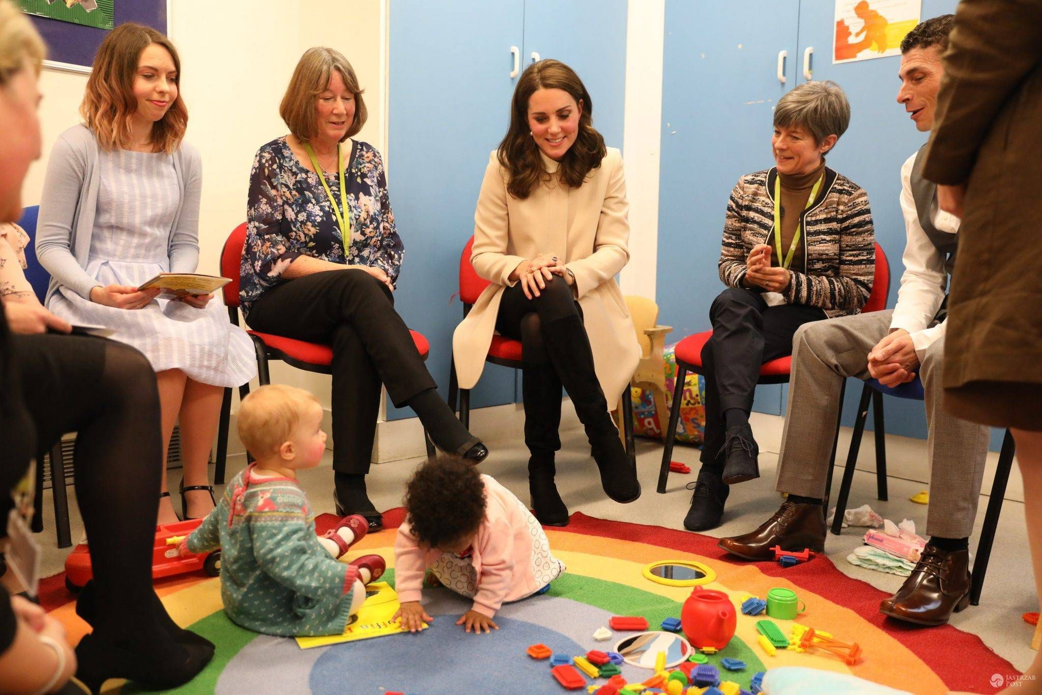 Księżna Kate na spotkaniu z dziećmi w  Hornsey Road Children's Centre