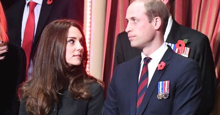 Księżna Kate w czarnym płaszczu podczas Festiwalu Pamięci