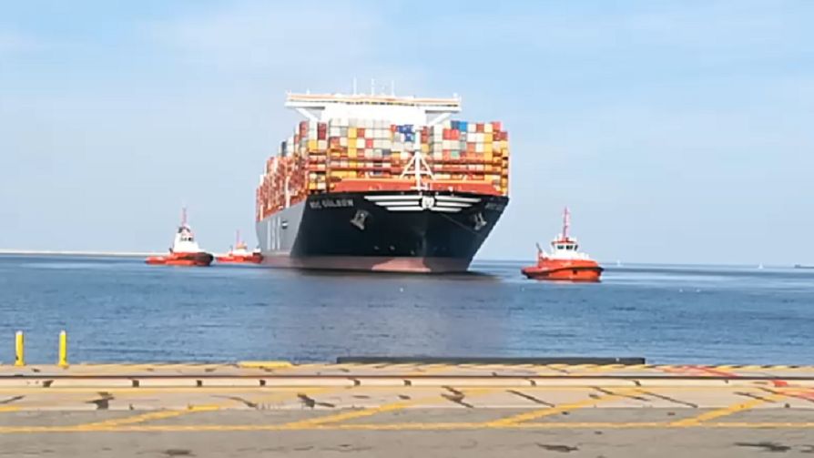 MSC Gülsün zawitał do portu w Gdańsku