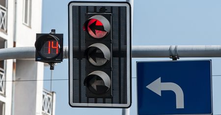 Od 1 lipca czasomierze na skrzyżowaniach będą legalne. Tylko czy to dobrze?