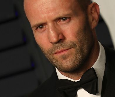 Oszust podawał się za Jasona Stathama. Kobieta straciła tysiące funtów