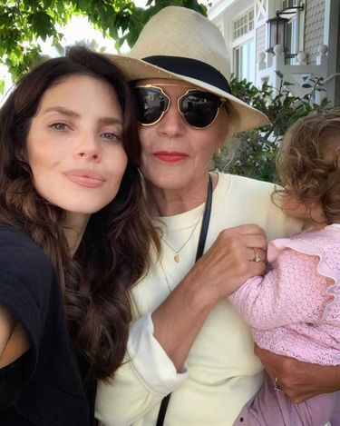 Weronika Rosati z mamą i córką – Dzień Matki 2019