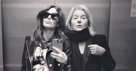 Weronika Rosati w Gdyni kolejny raz w podobnej sukience. Dostała ją od mamy