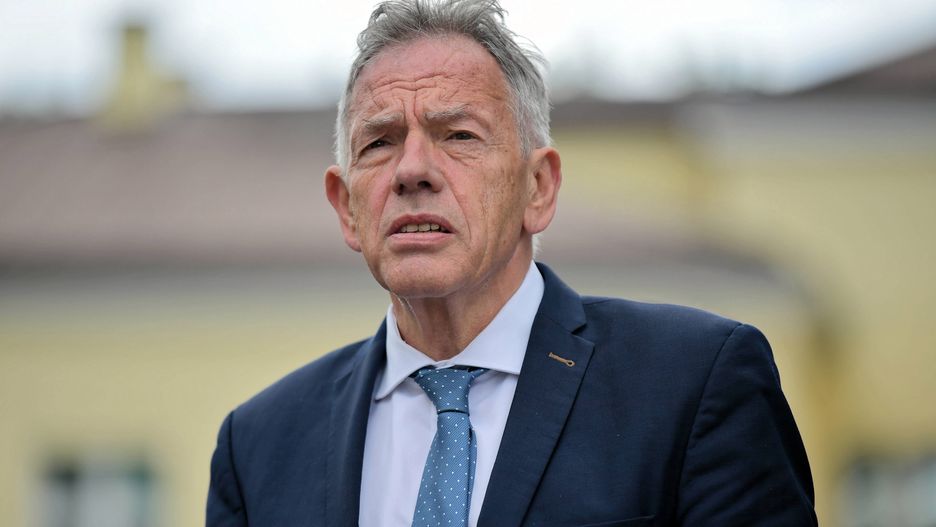 Dariusz Rosati wini Andrzeja Dudę