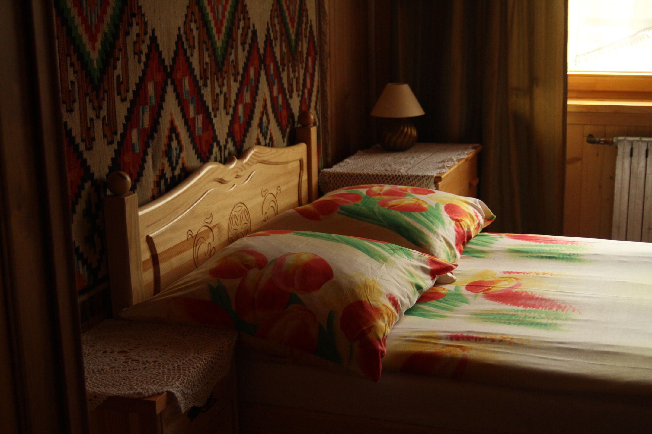 Pokój w drewnianej części Willi Karpatia 