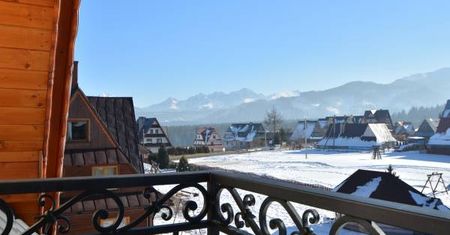 Hotel oczernia klientkę niezadowoloną z usług. Powszechna w Polsce praktyka?