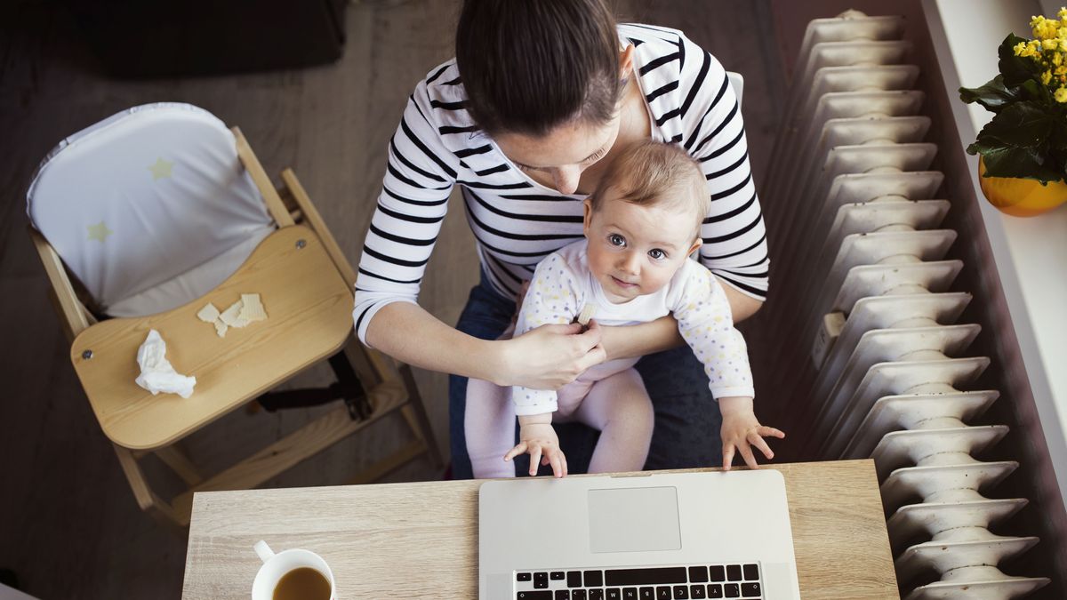 Matka prowadząca własną firmę może liczyć się z kontrolą ZUS.