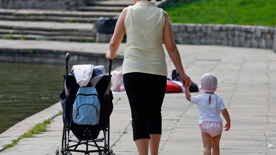 Magda już od dwóch lat udaje, że nie wie o romansie męża