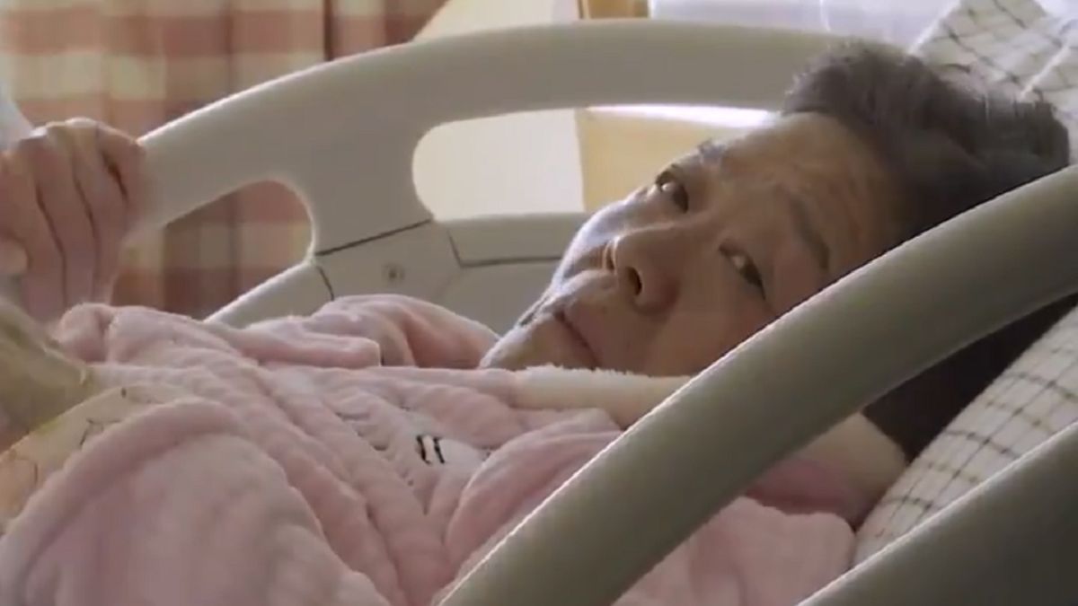 67-latka urodziła dziewczynkę w chińskim szpitalu. Lekarze twierdzą, że naturalnie zaszła w ciążę.