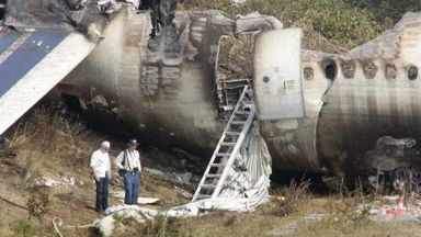 Szczątki spalonego Airbusa