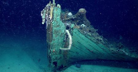 Badacze testowali sprzęt. Na dnie oceanu znaleźli tajemniczy wrak statku