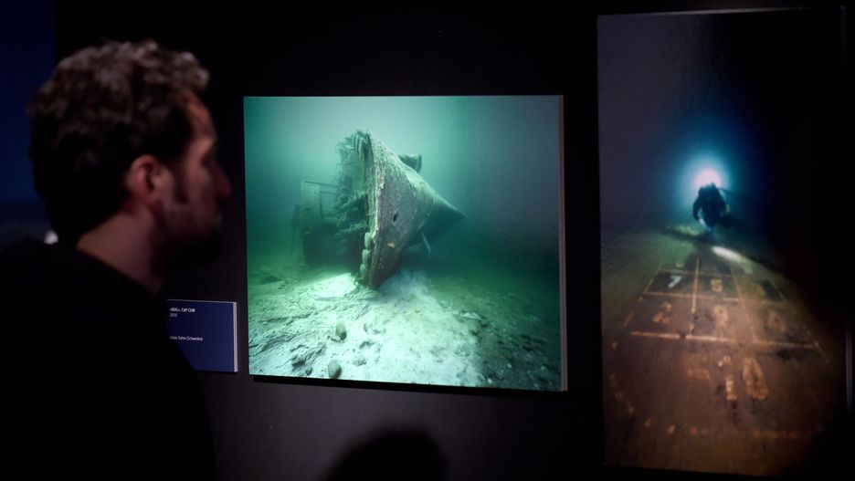 Wystawa ze zdjęciami wraku statku Wilhelm Gustloff 