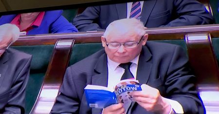 Zdjęcie Kaczyńskiego podbiło sieć. "Hit dnia"