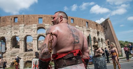 Rzym traci popularną fotoatrakcję. Mandat 400 euro