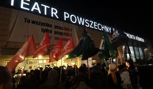 "Zamieszki zagrażały życiu i zdrowiu uczestników". Teatr Powszechny pokazuje swoją wersję wydarzeń ws. spektaklu "Klątwa" w Warszawie