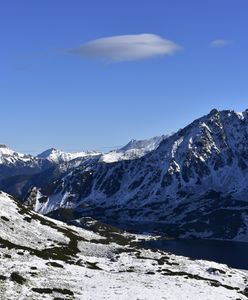 Tatry: Zagrożenie lawinowe drugiego stopnia. Olbrzymie opadu śniegu