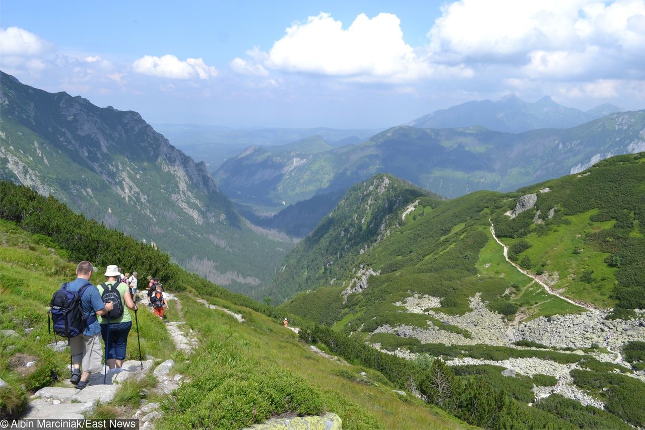 Tatry. Morskie Oko. Osunął się fragment szlaku