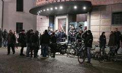 Wypadek na scenie w teatrze. Zapadł się fragment scenografii