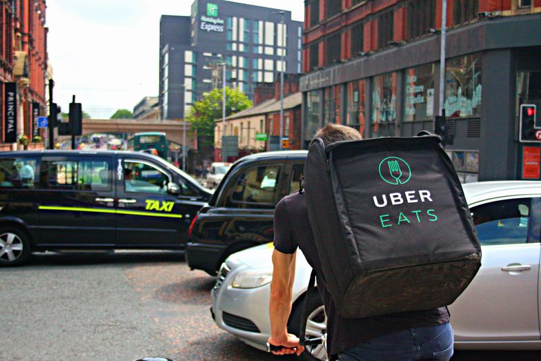 Przychody Uber Eats szybko rosną. Ale jeszcze szybciej rosną straty