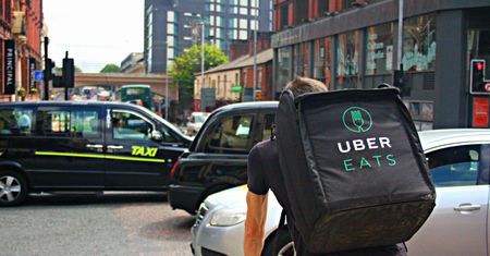 Wielkanoc 2020. Uber Eats będzie działał w standardowych godzinach