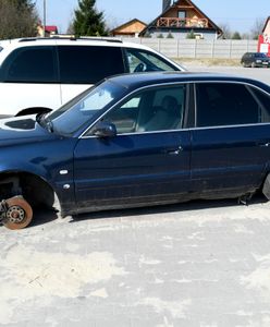 Straż Miejska na wojnie z wrakami na ulicach Bełchatowa