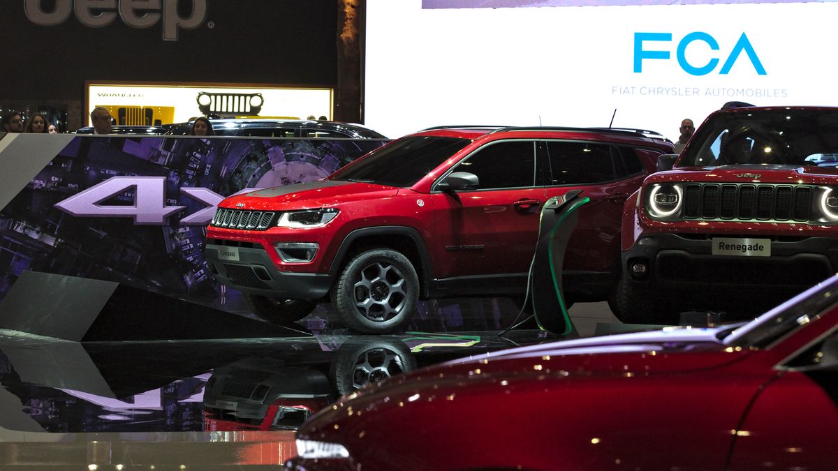 Fiat Chrysler i PSA Peugeot Citroen poinformowały w ubiegłym miesiącu o zamiarze połączenia się.