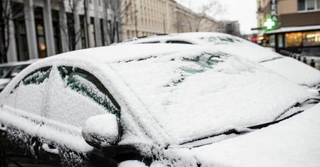 Wiemy, kiedy spadnie śnieg. Najpierw puch przykryje południe, później cały kraj