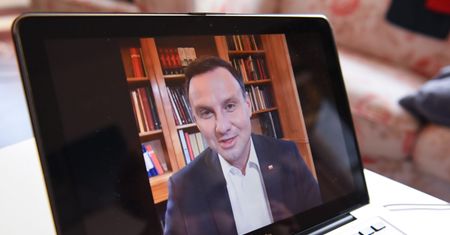 Internauta wierci dziurę w brzuchu władzy. "Realizuję tylko prawa suwerena"