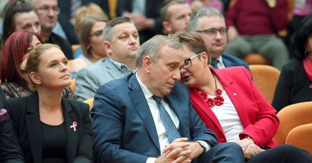 Marcin Makowski: Kluczenie wokół Kościoła. Barbara Nowacka liberalnym Andruszkiewiczem Platformy