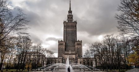 Wyburzenie Pałacu Kultury i Nauki? Odpowiedzi są jednoznaczne. Sondaż dla WP