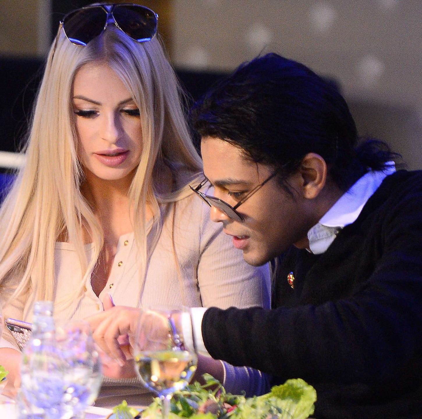 Brandon Howard (syn Michaela Jacksona) i Paula Tumala spotkali się w hotelu