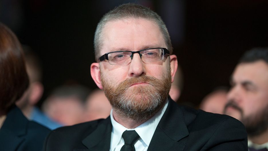 Grzegorz Braun "wymigał się" od wojska. Wyjaśnił dlaczego