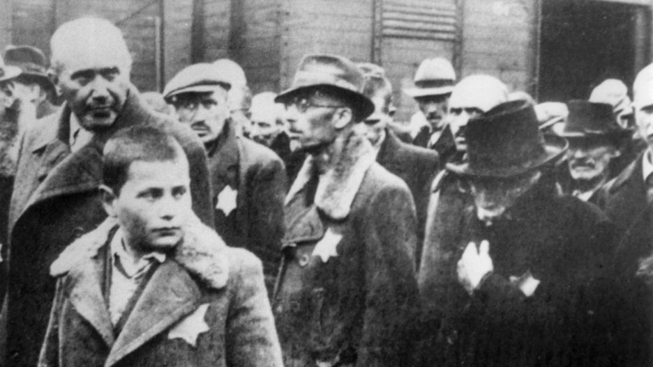 Polacy zostali również zapytani o kontrowersyjny film amerykańskiej fundacji