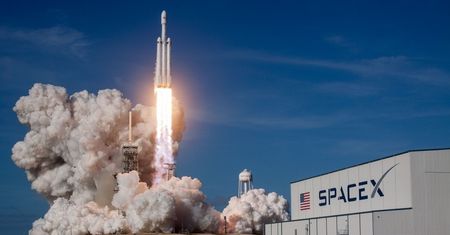 Falcon Heavy: pierwszy taki lot w historii. Wielki sukces SpaceX