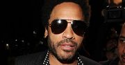 Lenny Kravitz przesadził z... szalikiem! To zdjęcie zawojowało Instagram