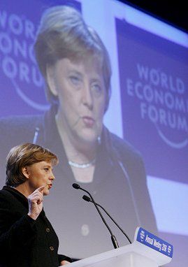 Merkel w Davos: polityka powinna kształtować rzeczywistość