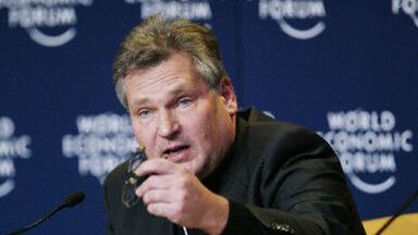 Prezydent Kwaśniewski w Davos