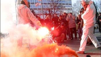 Przed Pałacem Kultury i Nauki w Warszawie