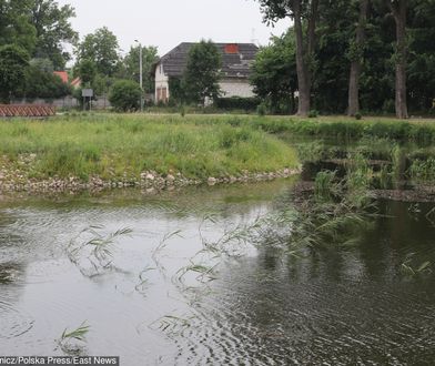 Białystok. Zwłoki w Stawach Marczukowskich. Wyłowiono ciało nieznanego mężczyzny