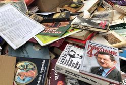 "Powstanie na śmietniku". Wyrzucono księgozbiór powstańca warszawskiego