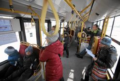 Kierowca ZTM kazał wyjść z autobusu matce z dzieckiem. "Takie są przepisy"