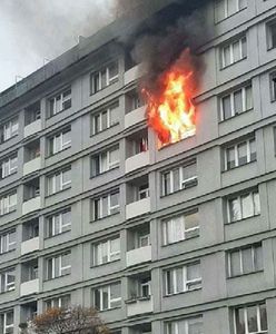 Warszawa. Pożar na Woli. Policja: zbieramy materiały, który przekażemy śledczym